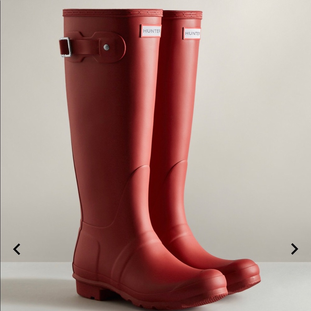 Hunter, Tall, Red, Rain Boots. US 9